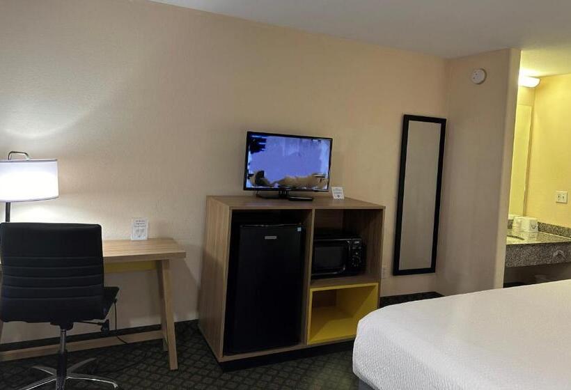 فندق Days Inn & Suites By Wyndham Eunice