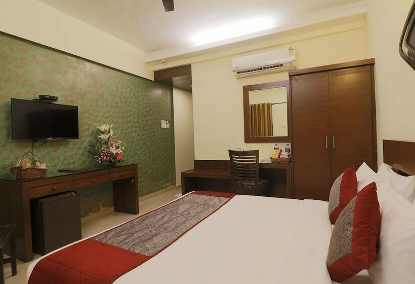 בית מלון כפרי Dewdrop Le Seasons Beach Resort