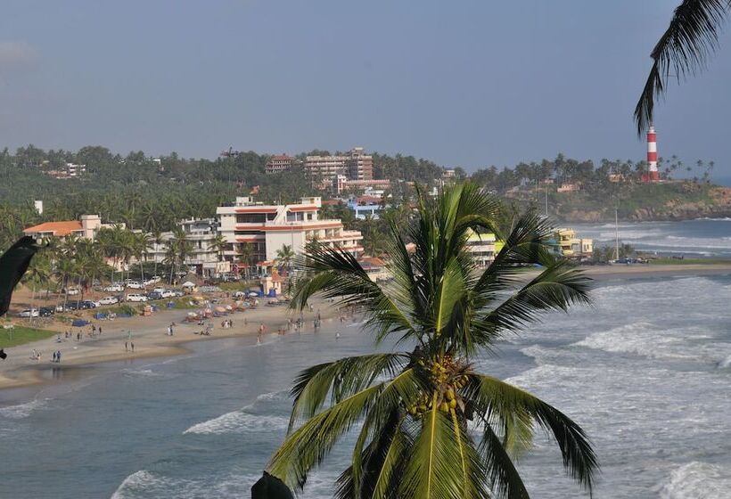 هتل Marine Palace