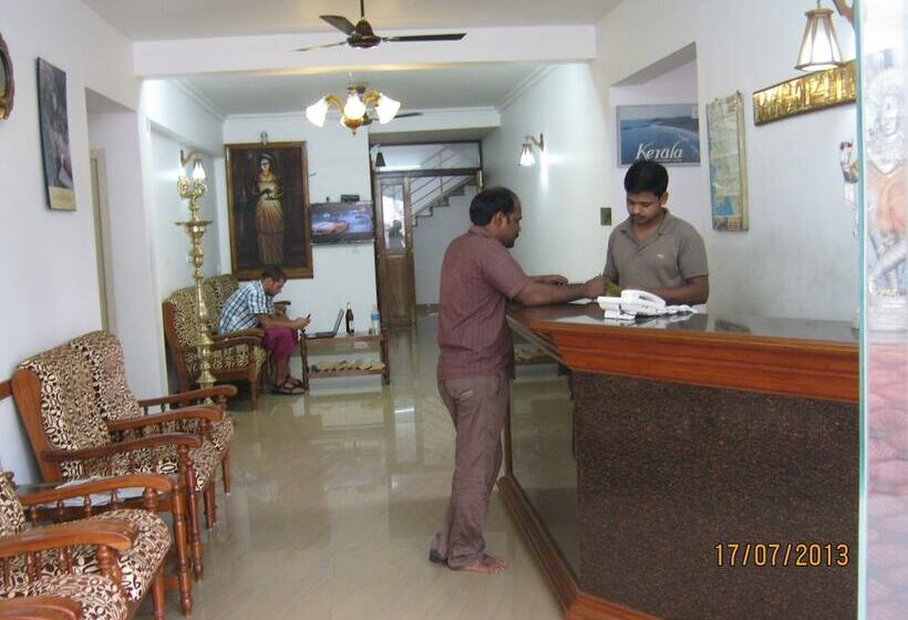 هتل Marine Palace