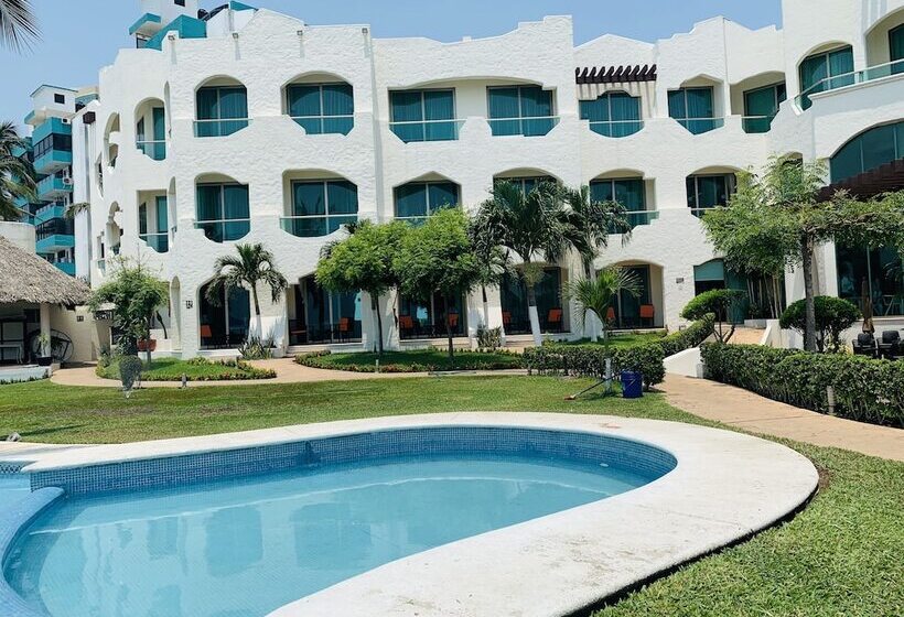 Hotel Playa Caracol  & Spa