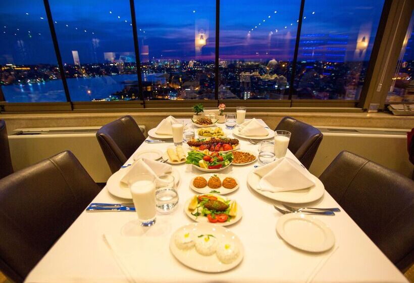 فندق Radisson Blu  Istanbul Pera