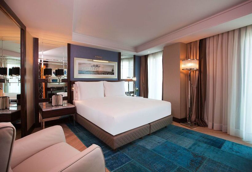 فندق Radisson Blu  Istanbul Pera