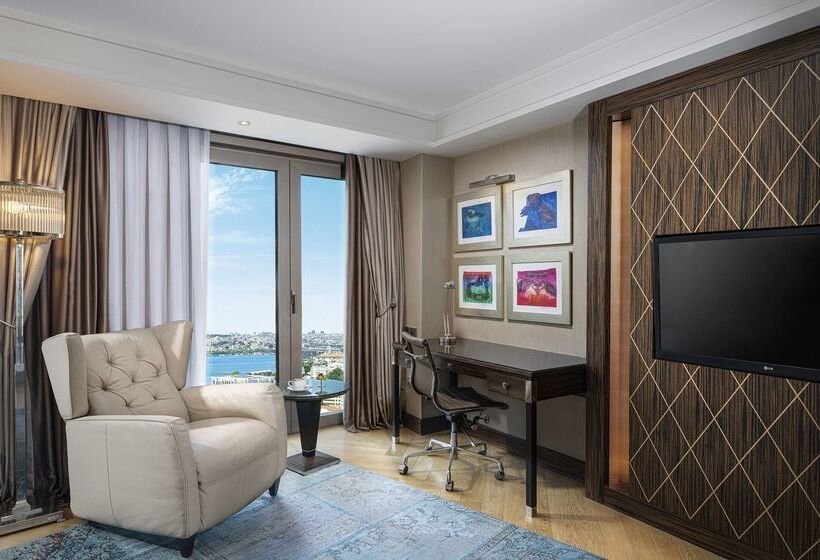 هتل Radisson Blu  Istanbul Pera