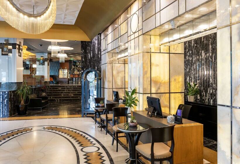 فندق Radisson Blu  Istanbul Pera