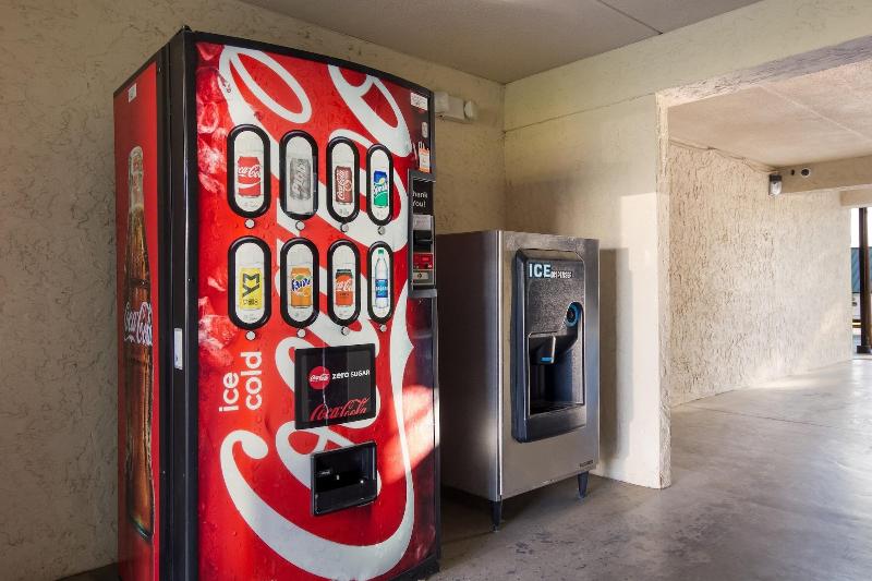 בית מלון כפרי Red Roof Inn Shelbyville