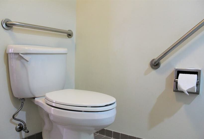 هتل Residence & Conference Centre  Niagaraonthelake