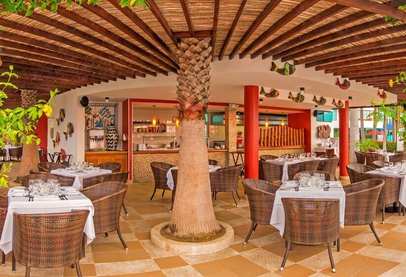 هتل Royal Decameron Punta Centinela   All Inclusive