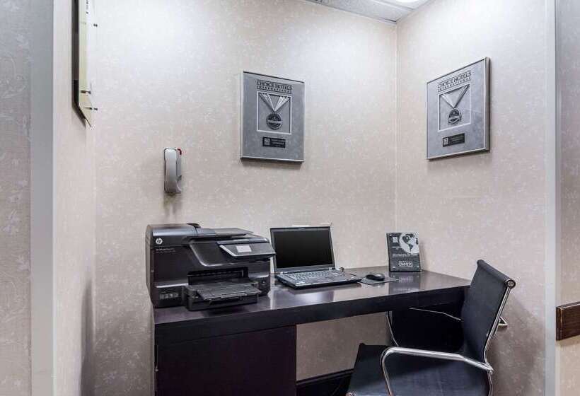 酒店 Sleep Inn & Suites Smithfield Near I 95