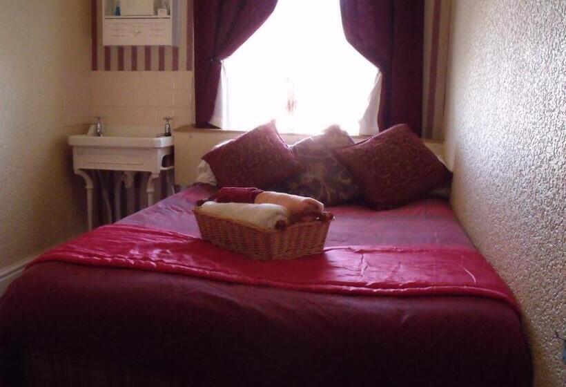 Fotos del hotel The Derby:  2