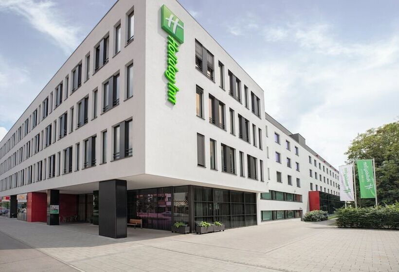 هتل The Holiday Inn Munich  Westpark