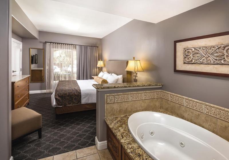 هتل Vino Bello Resort