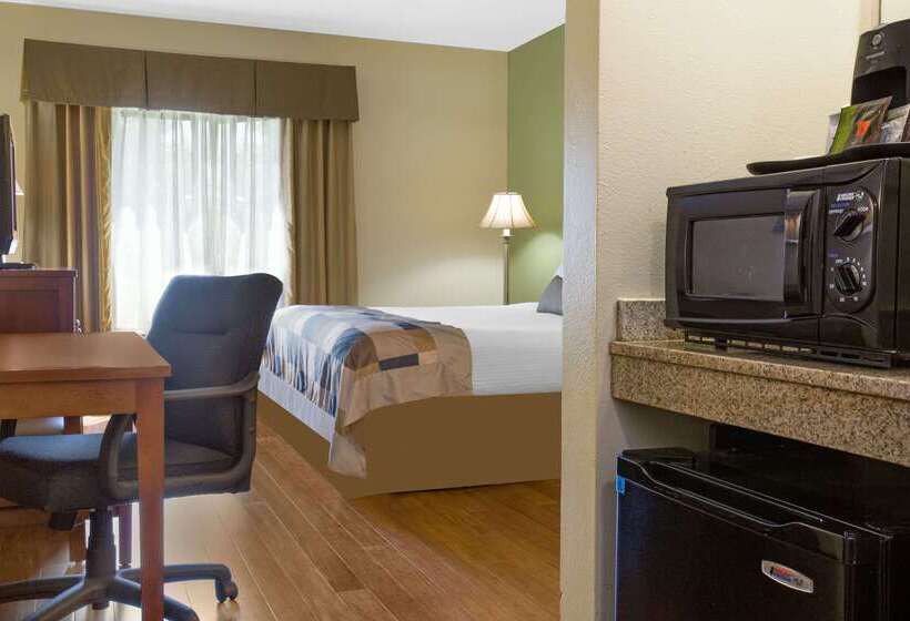 هتل Wingate By Wyndham Tuscaloosa