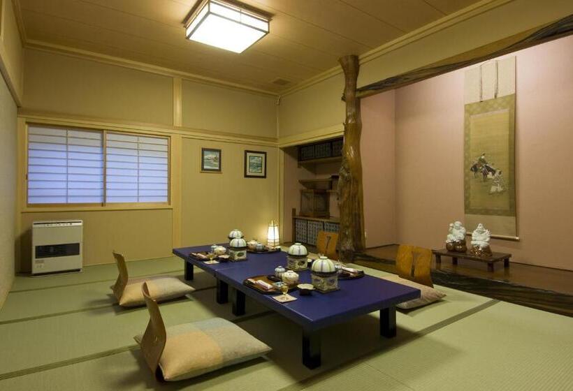 Ekinariya Ryokan