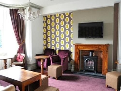 Bed & Breakfast Longdales House  B G Lincoln Ltd