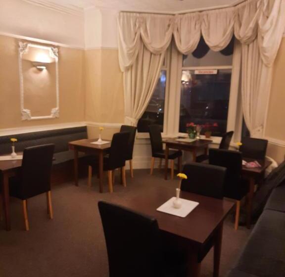 Fotos del hotel Lynwood Hotel:  13