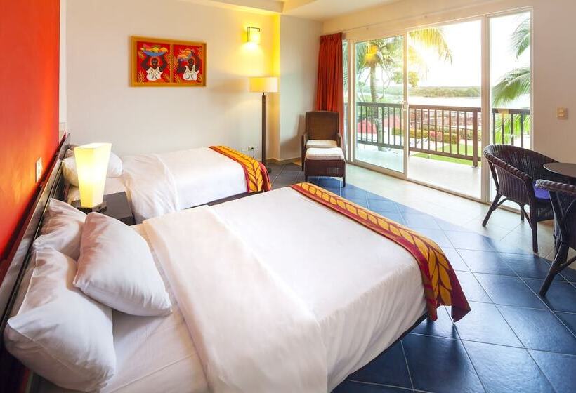 استراحتگاه Decameron Baru  All Inclusive