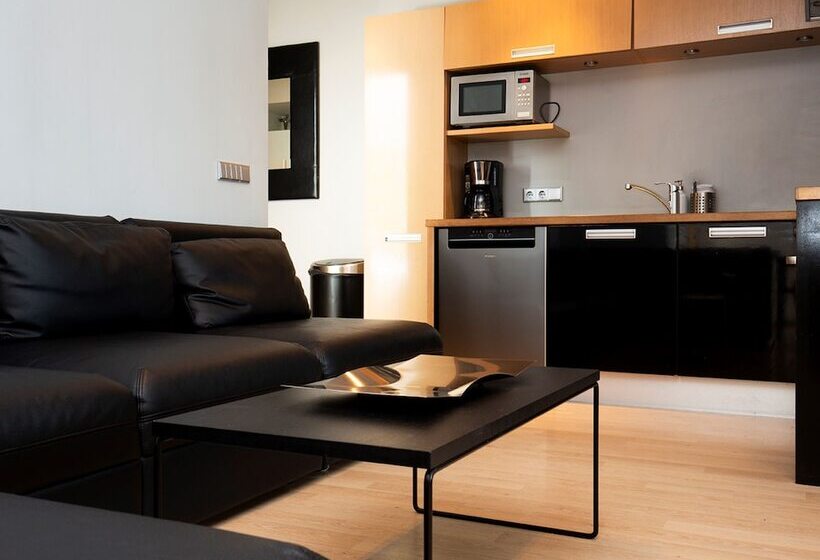 Máni Apartments