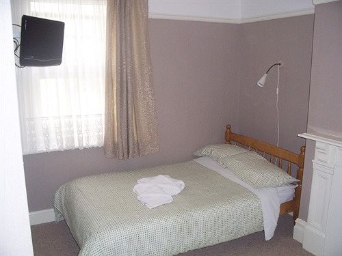 تختخواب و صبحانه Brunton House Guest House