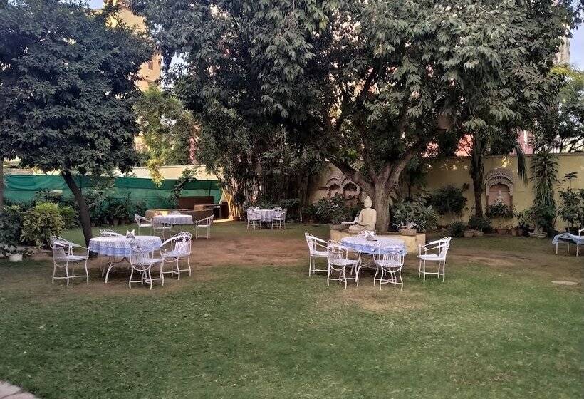 Fotos del hotel Anuraag Villa:  12