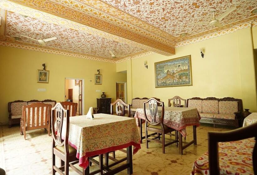 Fotos del hotel Anuraag Villa:  25