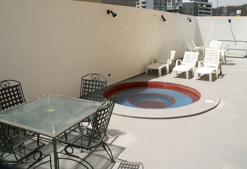 Fotos del hotel Suites Dioh:  14