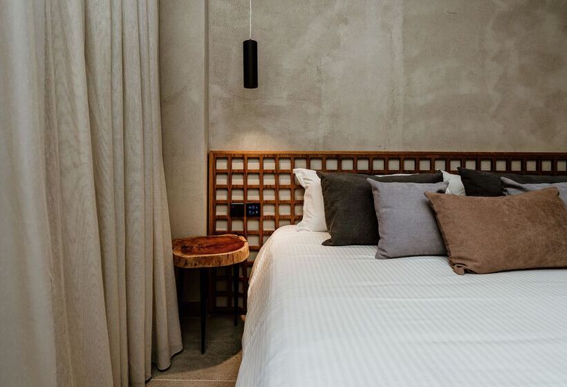 هتل Cavo Zoe Seaside