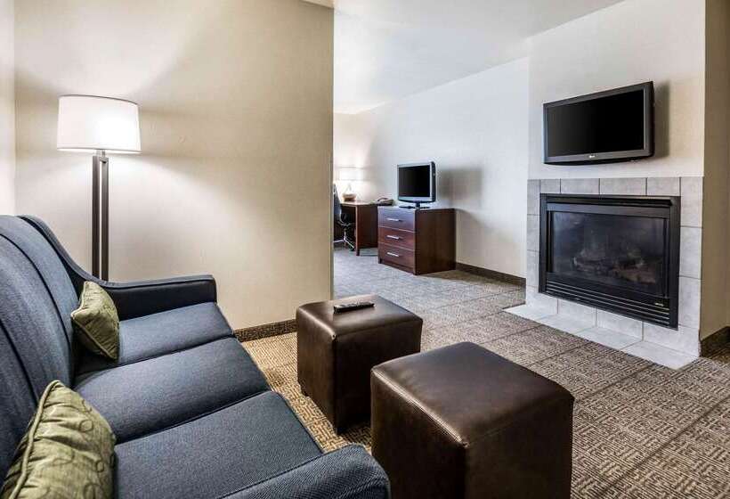 酒店 Comfort Suites At Par 4 Resort