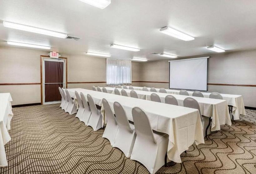 酒店 Comfort Suites At Par 4 Resort