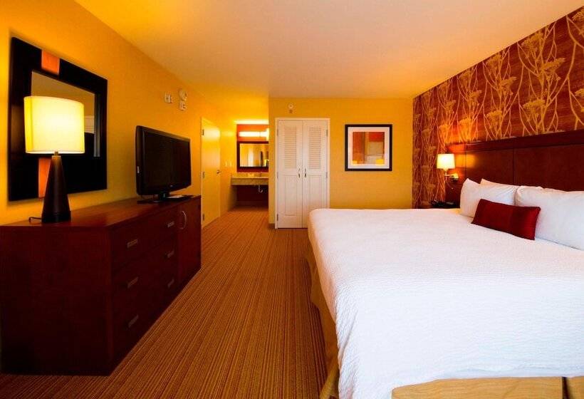 هتل Courtyard Warner Robins