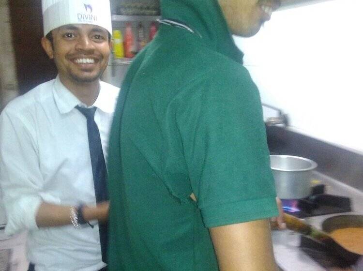 Fotos del hotel Divine The Boutique:  4