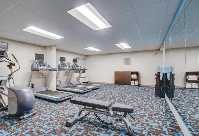 هتل Fairfield Inn By Marriott Burlington Williston