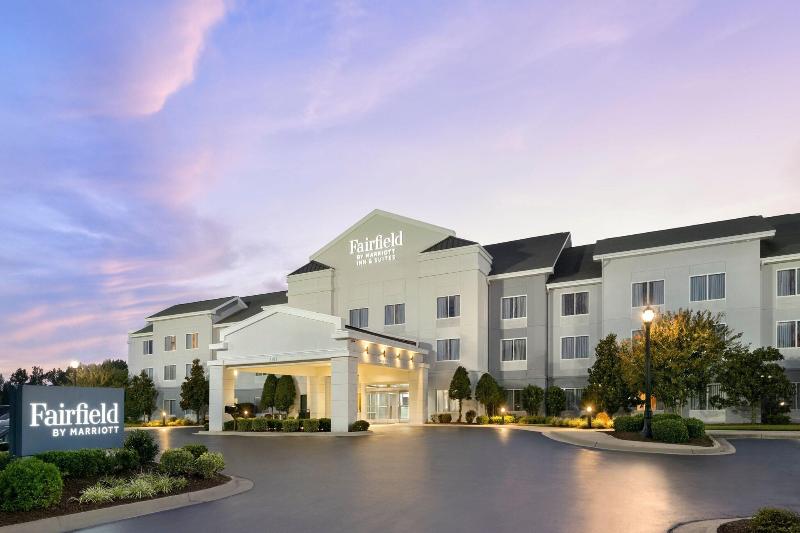 Отель Fairfield Inn And Suites Wilson