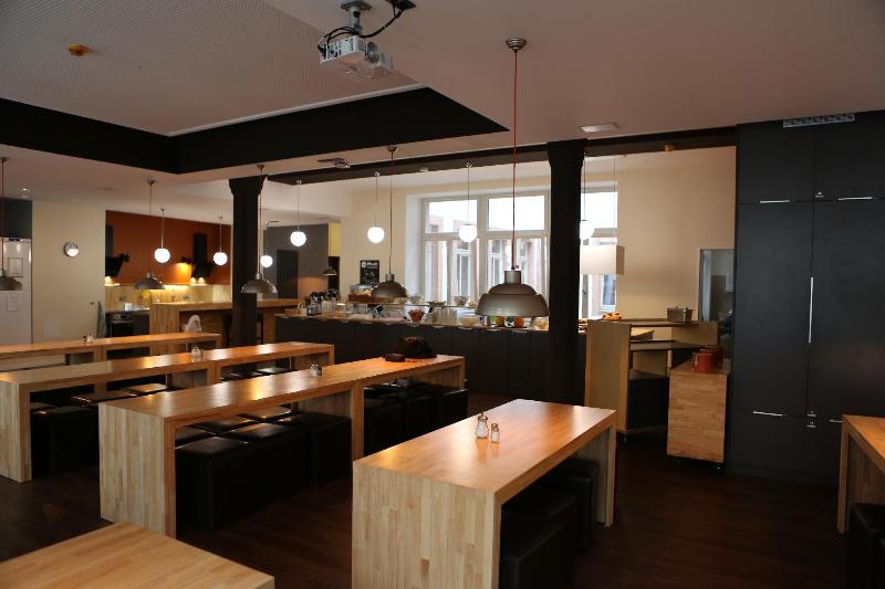 هتل Five Elements Hostel Leipzig