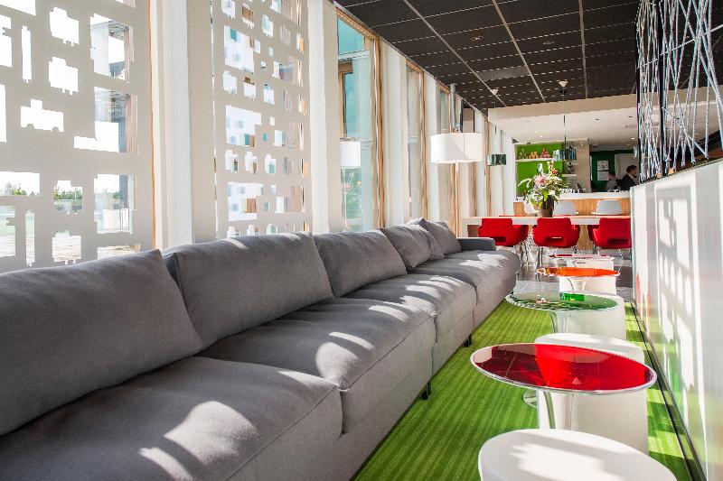 هتل Holiday Inn Express Utrecht   Papendorp, An Ihg