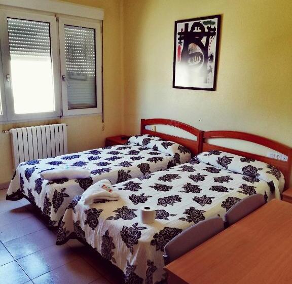 هتل Hostal Monteclaro