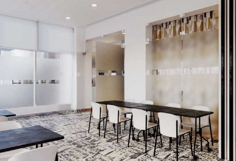 Fotos del hotel Holiday Inn Express Warsaw Airport: 1 Fotos del hotel Holiday Inn Express Warsaw Airport: 1