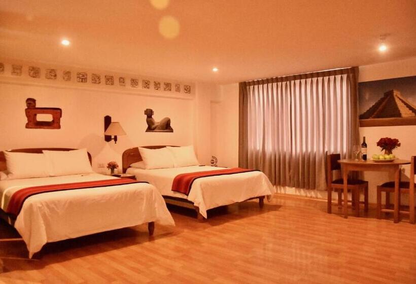 هتل Los Aticos B&b With Coworking