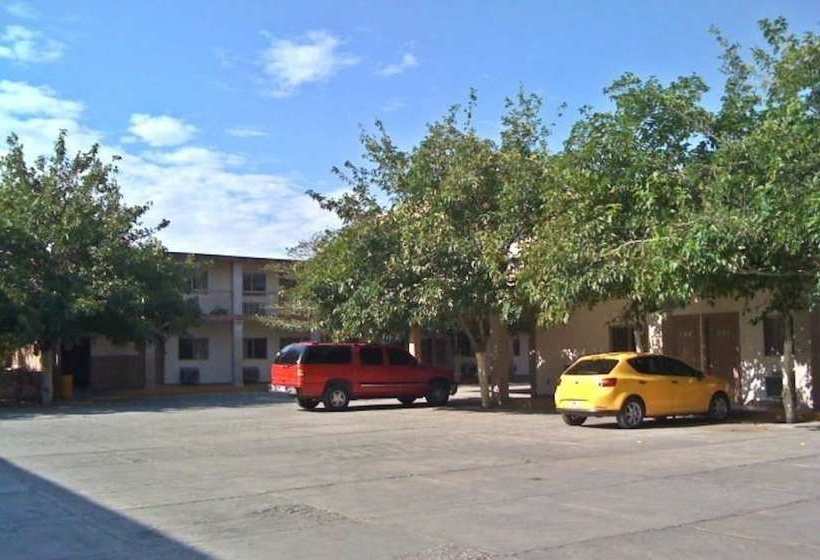 فندق Montecarlo Ciudad Juárez