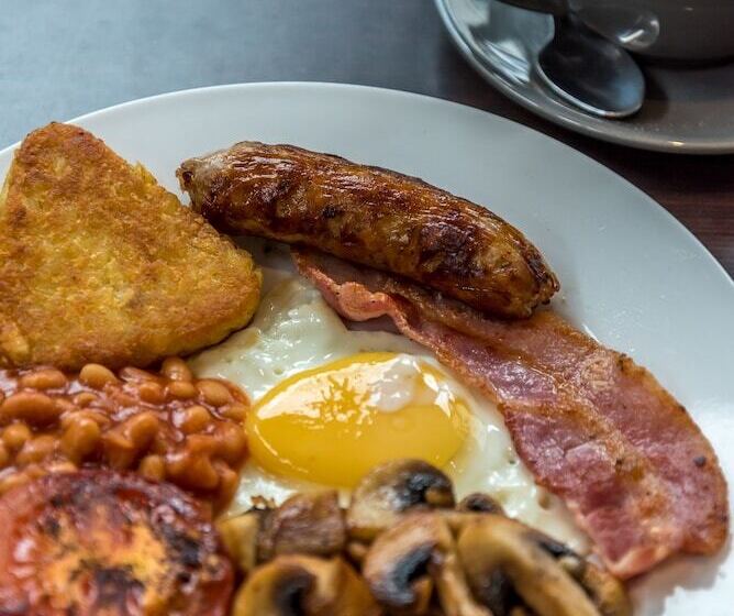 Fotos del hotel Queens Drive Hotel At Finsbury Park:  13