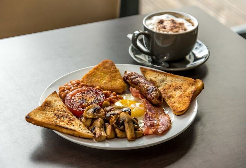 Fotos del hotel Queens Drive Hotel At Finsbury Park:  23