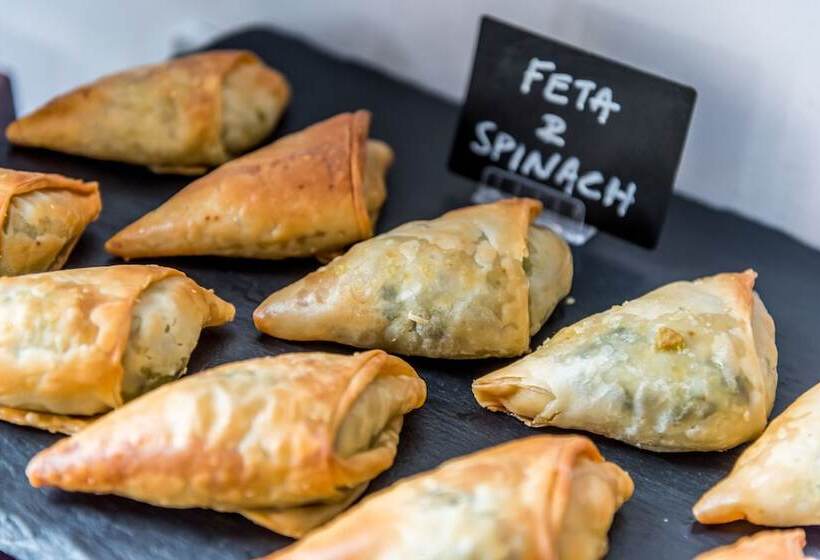 Fotos del hotel Queens Drive Hotel At Finsbury Park:  25