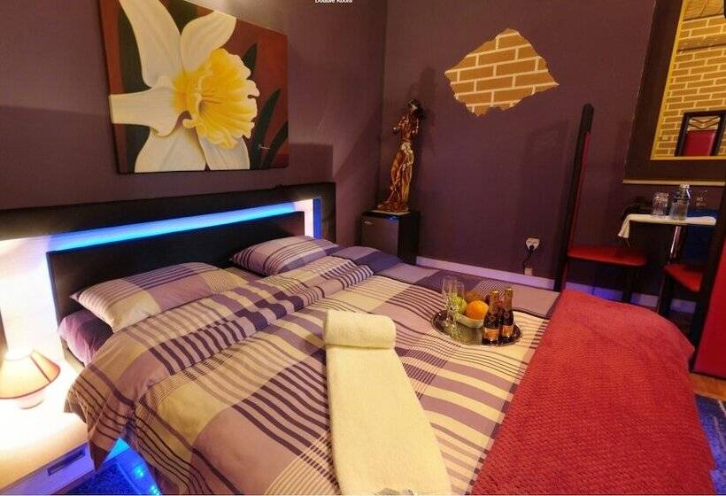 호텔 Rimini Club Inn & Suites