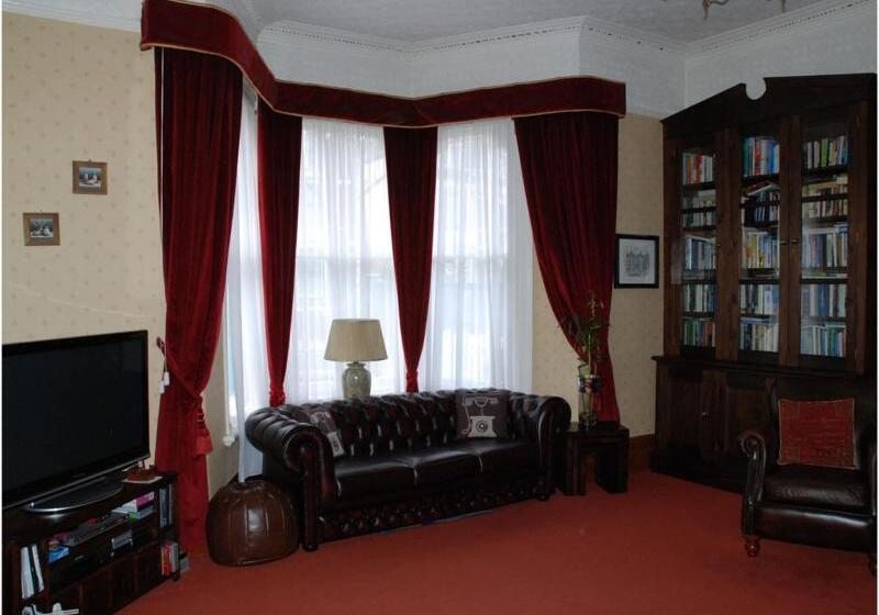 Fotos del hotel Tanes:  29 Fotos del hotel Tanes:  29