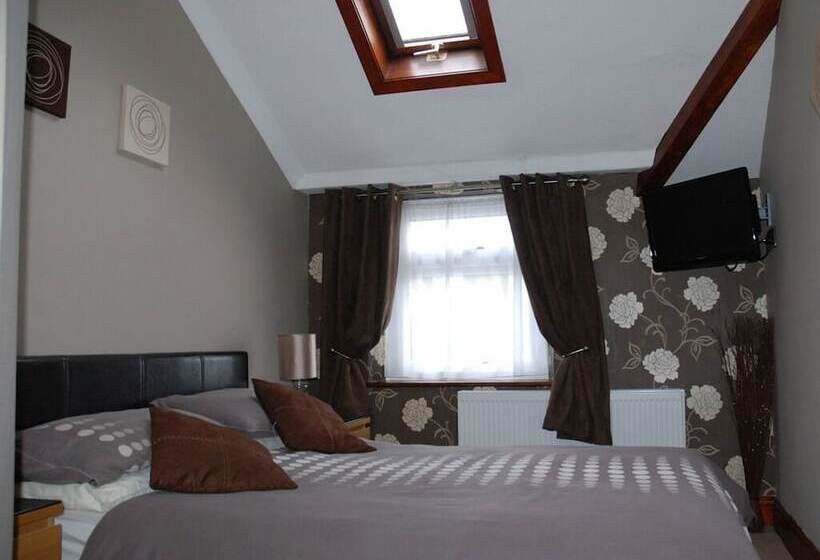 Fotos del hotel Tanes:  9 Fotos del hotel Tanes:  9