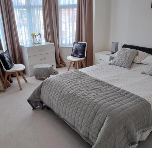 Fotos del hotel The Golden Sands B&b:  10