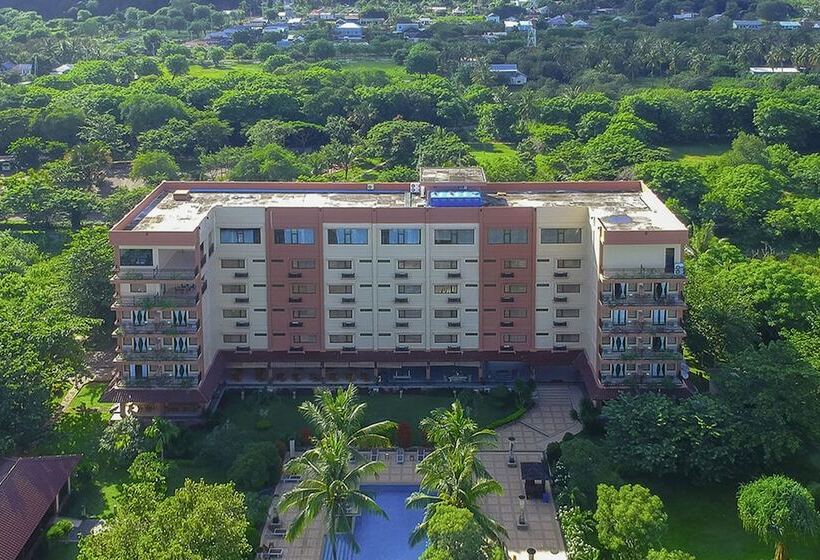 Fotos del hotel The Jayakarta Suites Komodo Flores:  3