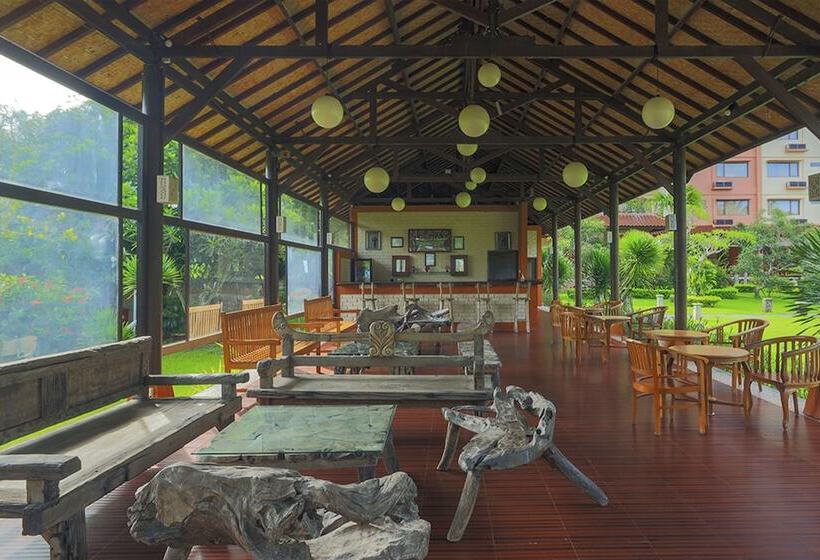 Fotos del hotel The Jayakarta Suites Komodo Flores:  11