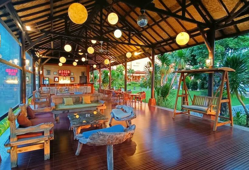 Fotos del hotel The Jayakarta Suites Komodo Flores:  12