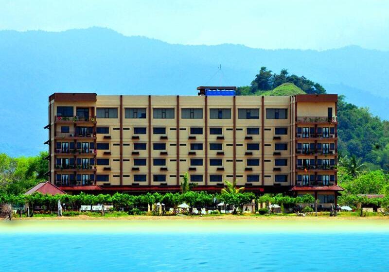 Fotos del hotel The Jayakarta Suites Komodo Flores:  2